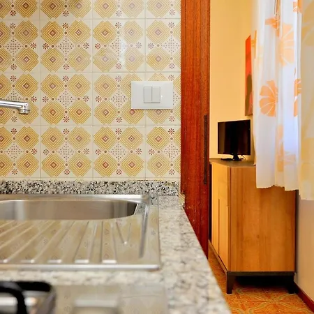 Villa Near The For 7 Guests - Beahost *