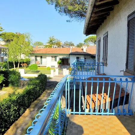 Near The For 7 Guests - Beahost Villa *