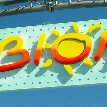 Near The For 7 Guests - Beahost